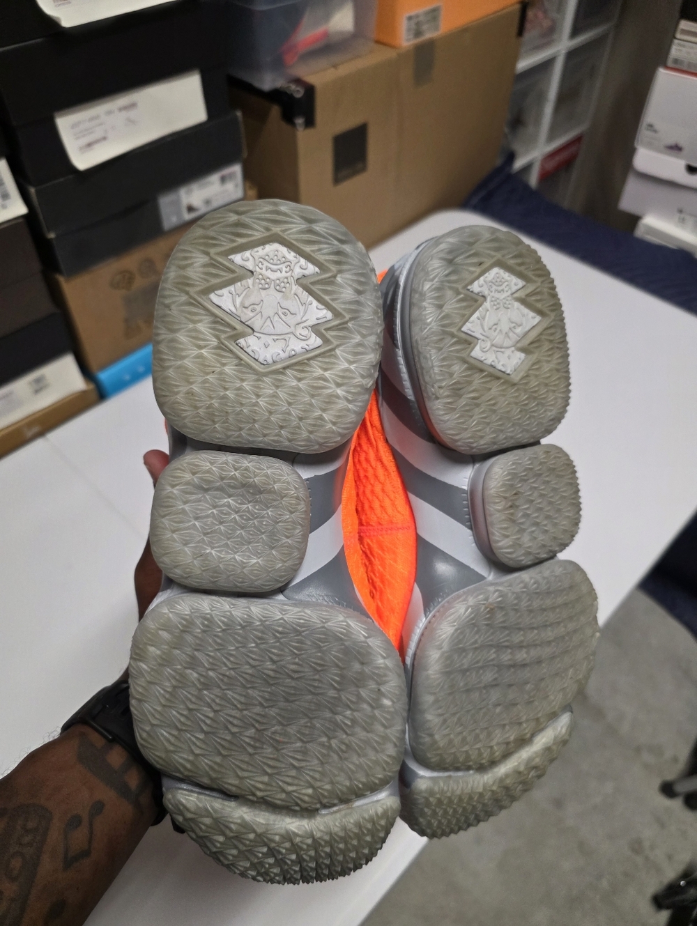 NIKE LEBRON 15 'ORANGE BOX' SZ 11.5 - Picture 7 of 7